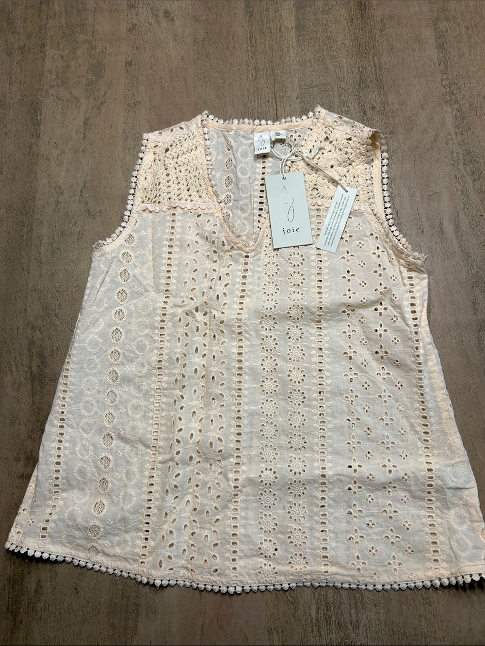Joie light Peach Eyelet Crochet V-Neck Sleeveless Camisole